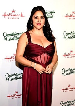 Noemi Gonzalez image 3 of 4