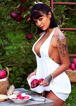 Noemie Dufresne image 2 of 4