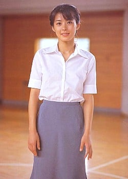 Nozomi Kurahashi image 2 of 3