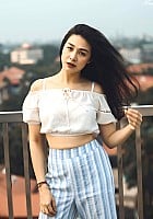 Nwe Darli Tun profile photo