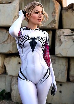 OMG Cosplay image 2 of 4