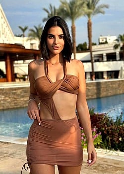 Oceane Ravy image 3 of 4