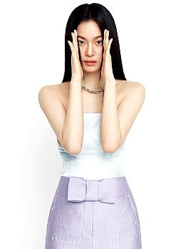 Ok Ja-yeon image 2 of 4