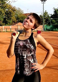 Oleksandra Oliynykova image 1 of 3