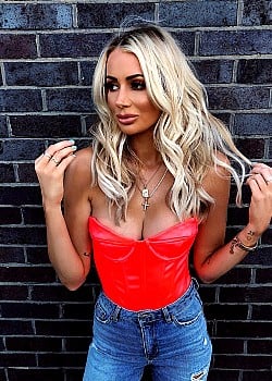 Olivia Attwood image 1 of 4