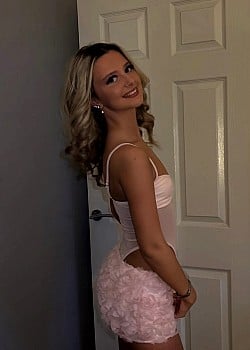 Olivia Black (Instagram) image 3 of 3
