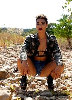 Olivia Faythe image 4 of 4