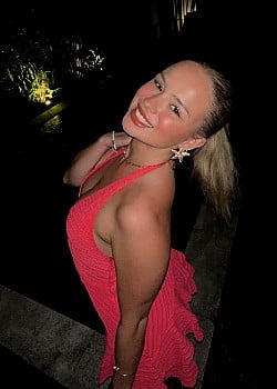 Olivia Morelande image 3 of 4