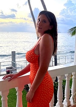 Olivia Morris image 2 of 3