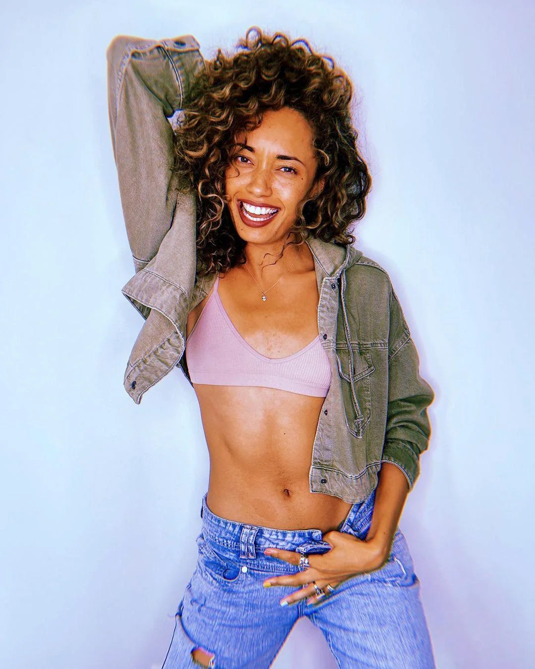 Olivia Swann - Free pics, galleries & more at Babepedia