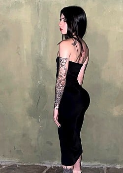 Oriana Nunez image 2 of 2