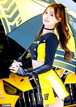 Otoha Kikuchi image 3 of 3