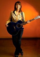 Pam Tillis profile photo