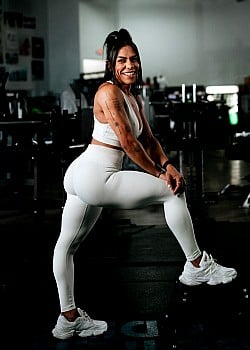 Pamela Ribeiro image 2 of 2