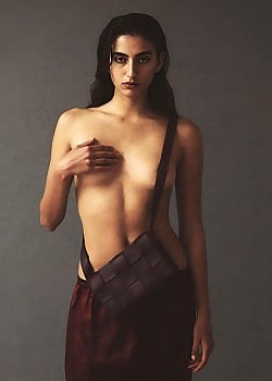 Paola Manes image 2 of 4