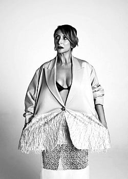Paola Minaccioni image 3 of 4