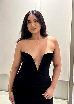 Pari Malhotra image 1 of 1