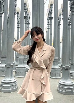 Park Min-jeong image 2 of 2