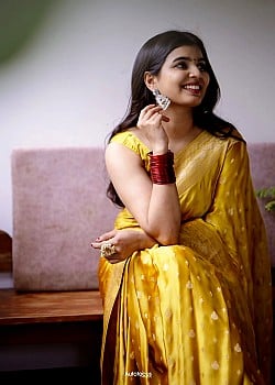 Parvathy Babu image 3 of 3