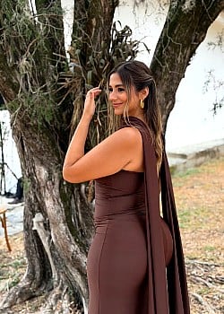 Paula Posada image 3 of 4
