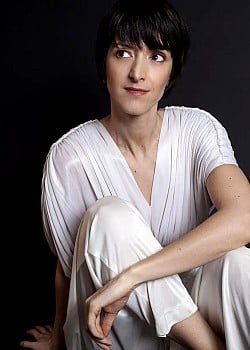 Pauline Croze image 2 of 2