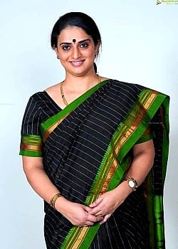 Pavitra Lokesh image 1 of 3