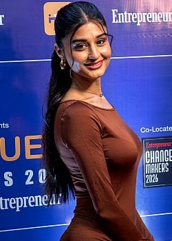 Payal Dhare image 1 of 4
