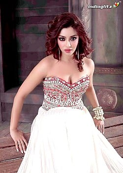 Payal Ghosh image 2 of 2
