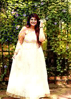 Payal Soni image 3 of 4