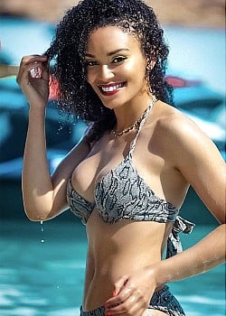 Pearl Thusi (Actress) image 2 of 3