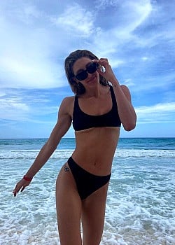 Penny Oleksiak image 2 of 2