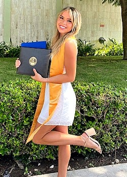 Peyton Shaffer image 2 of 3