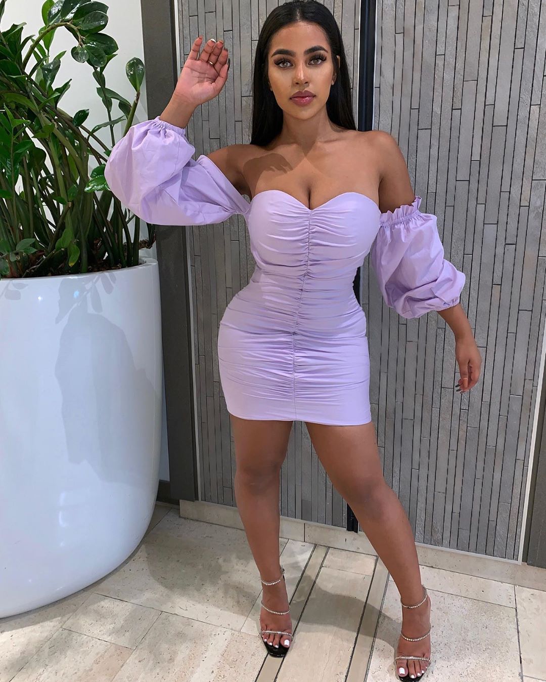 Phiaslay - Free pics, galleries & more at Babepedia