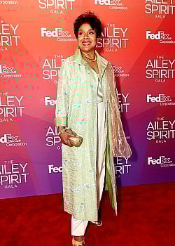 Phylicia Rashad image 2 of 4