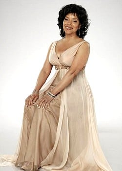Phylicia Rashad image 4 of 4