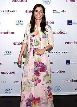 Pinar Atalay image 2 of 2
