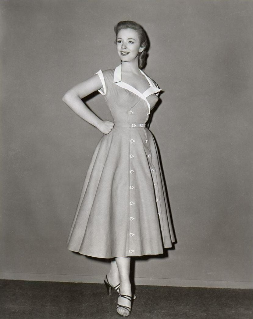 Piper Laurie - Free pics, galleries & more at Babepedia