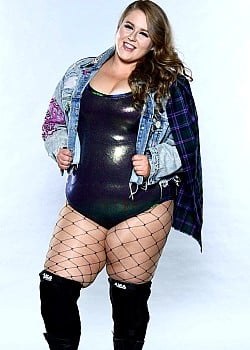 Piper Niven image 1 of 2