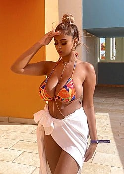 Poc0hontas image 2 of 4