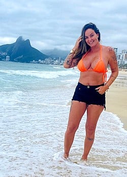 Poliana Baeta Vaz image 3 of 3