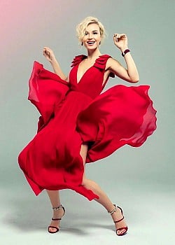 Polina Gagarina image 2 of 4