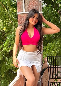 Pooja Jain image 2 of 4