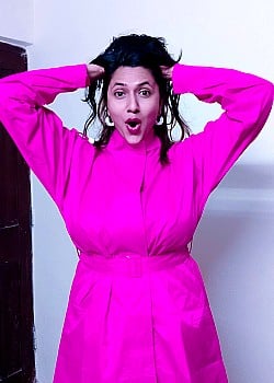 Pooja Joshi image 2 of 4