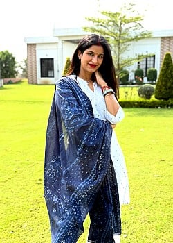 Poonam Dubey image 1 of 1