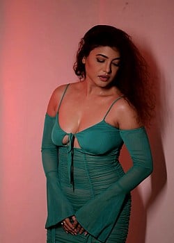 Poonam Rajput image 3 of 4
