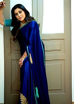 Poorna image 2 of 4