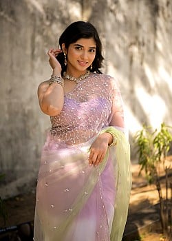 Pragya Nagra image 2 of 4