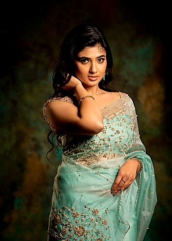 Pragya Nagra image 4 of 4