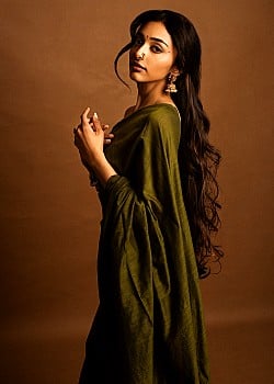 Preity Mukhundhan image 4 of 4