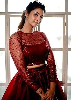Priya Bhavani Shankar image 3 of 4